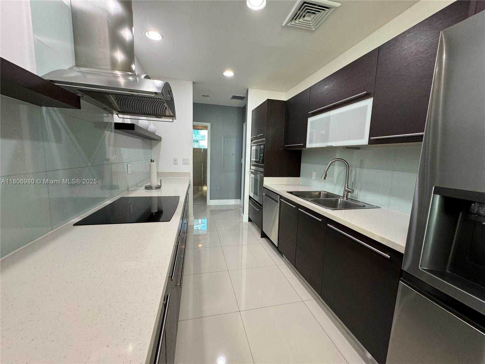 Small Image of 7928 EAST DR #805, North Bay Village Number 18