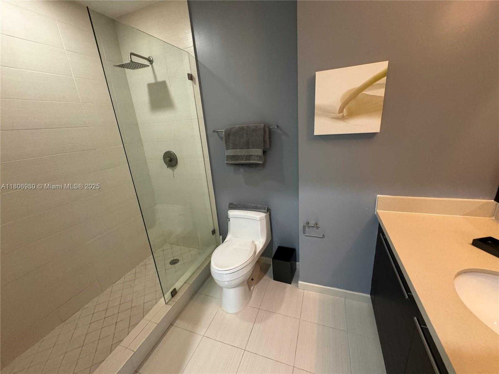 Small Image of 7928 EAST DR #805, North Bay Village Number 43