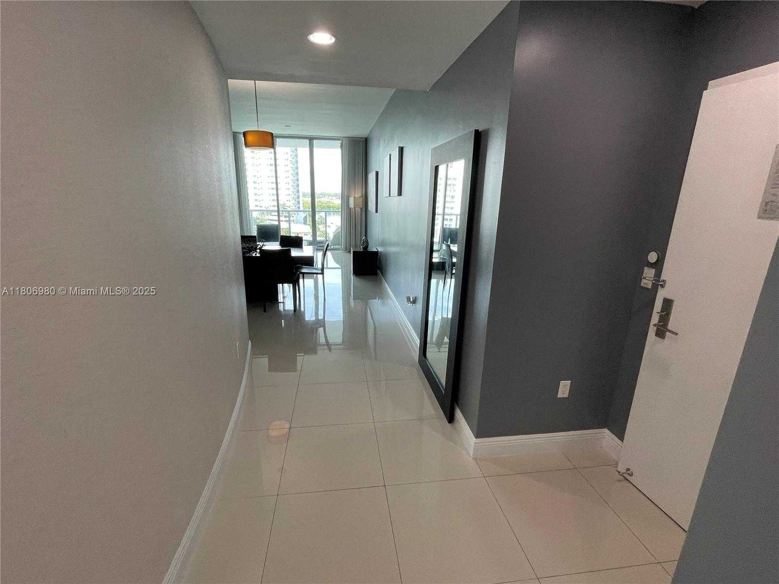 Small Image of 7928 EAST DR #805, North Bay Village Number 49