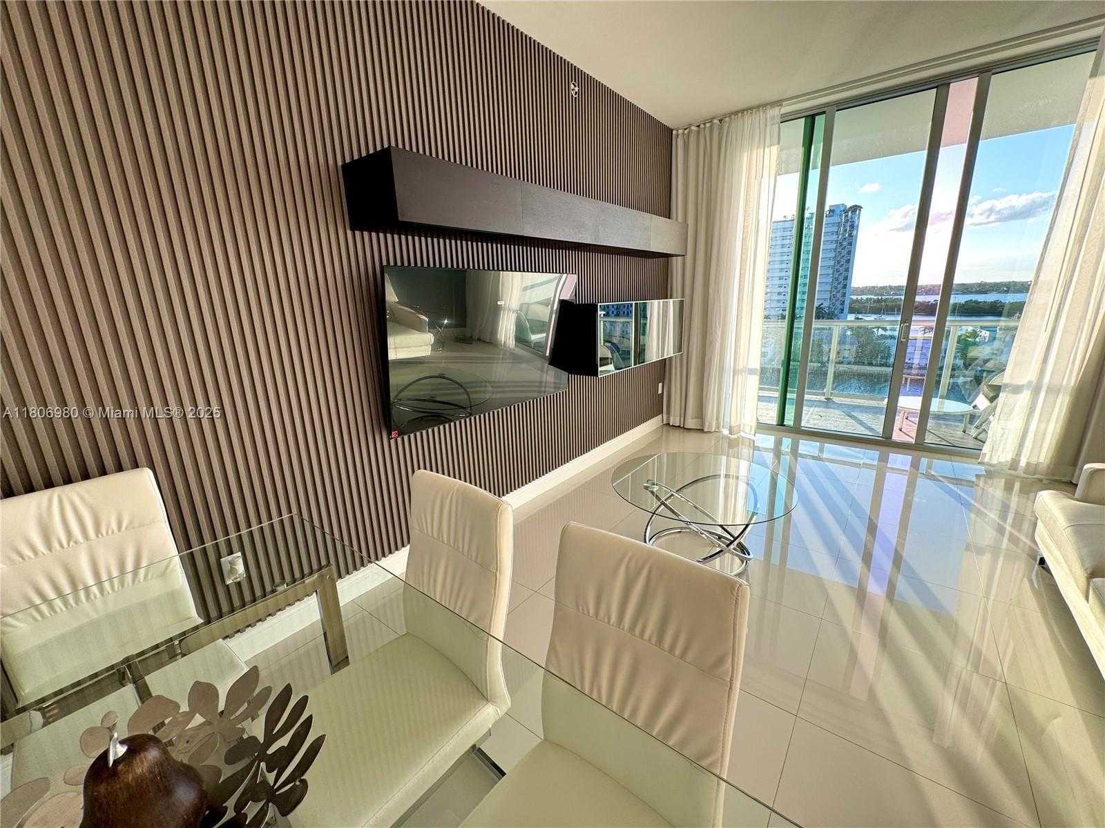 Small Image of 7928 EAST DR #805, North Bay Village Number 9