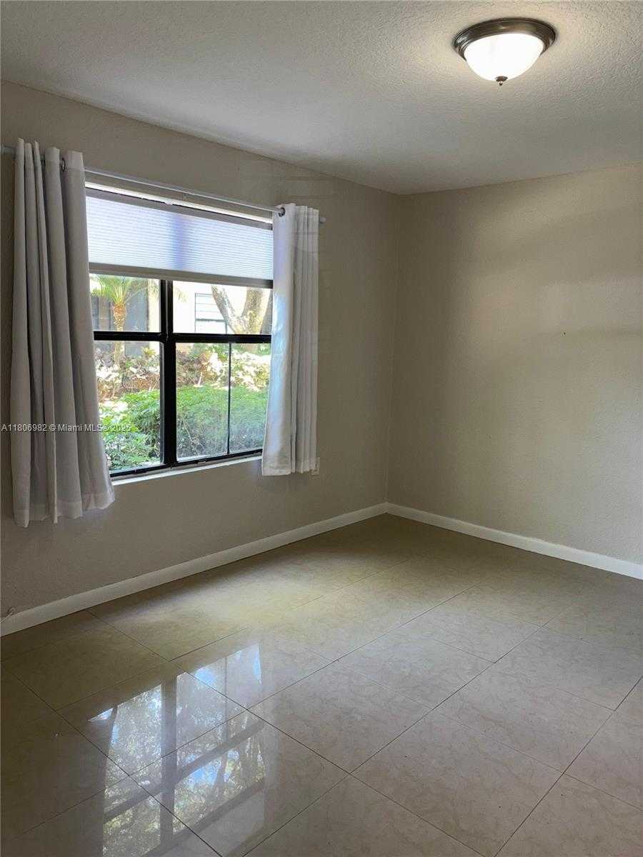 Small Image of 15591 SOUTH WEST 105TH TER #511, Miami Number 16