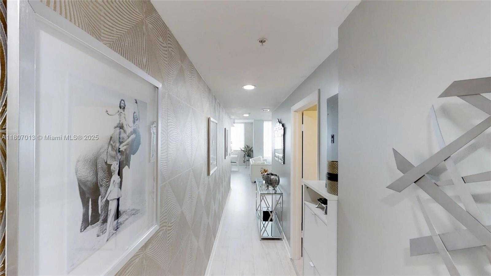 Small Image of 253 NORTH EAST 2ND ST #1602, Miami Number 2