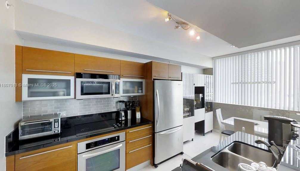 Small Image of 253 NORTH EAST 2ND ST #1602, Miami Number 20