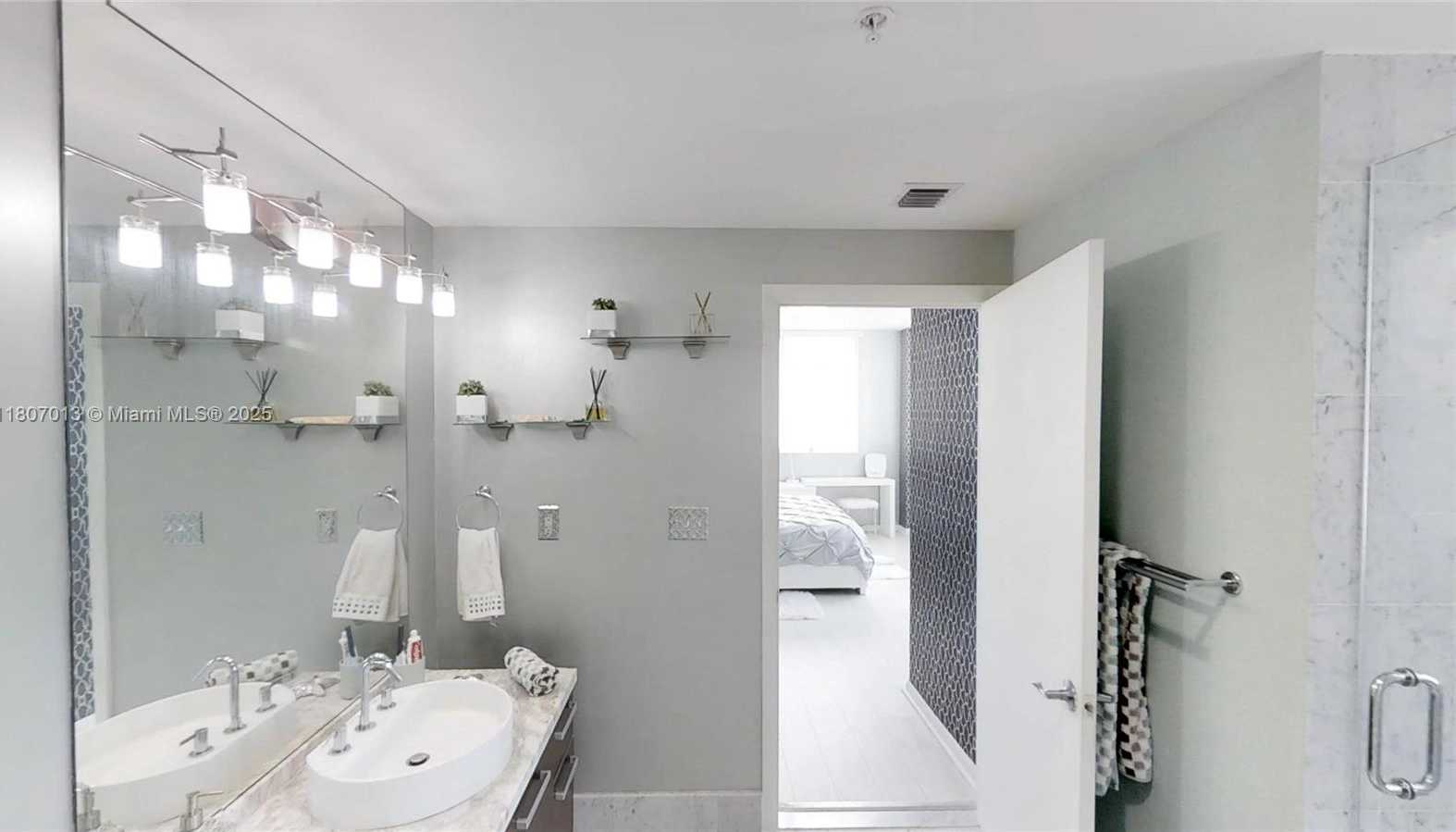 Small Image of 253 NORTH EAST 2ND ST #1602, Miami Number 27