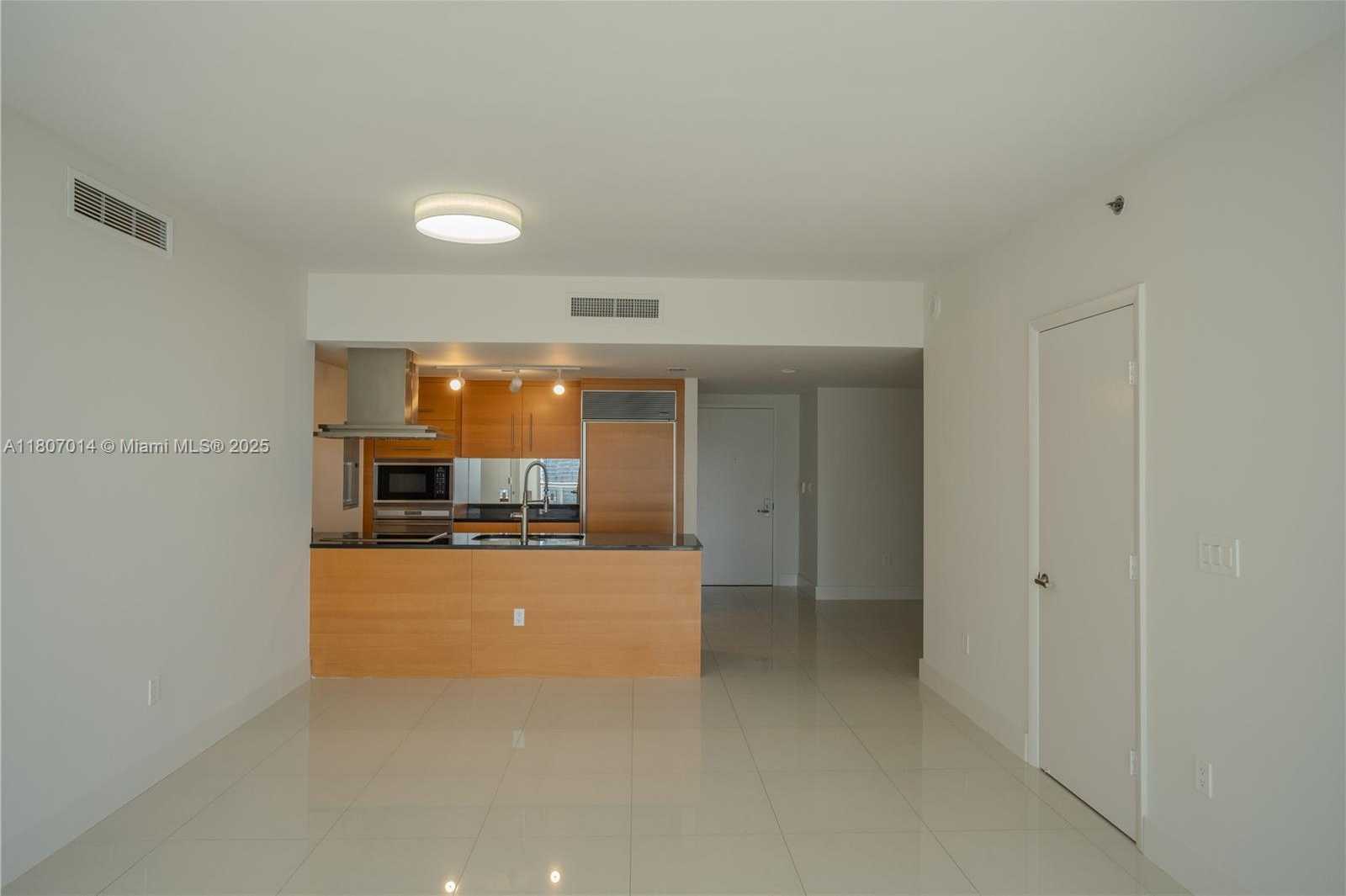 Small Image of 495 BRICKELL AVE #2703, Miami Number 5