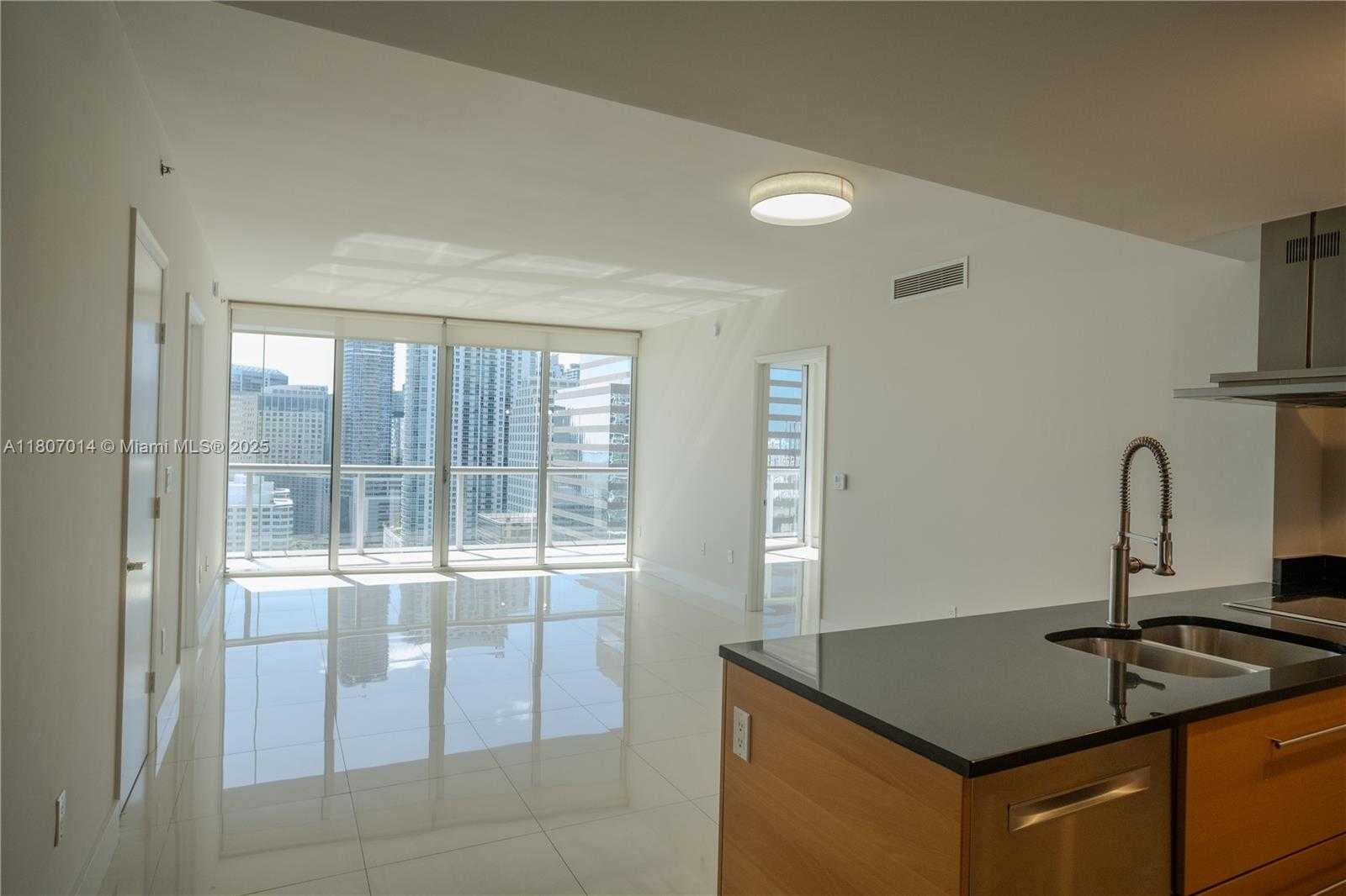 Small Image of 495 BRICKELL AVE #2703, Miami Number 6