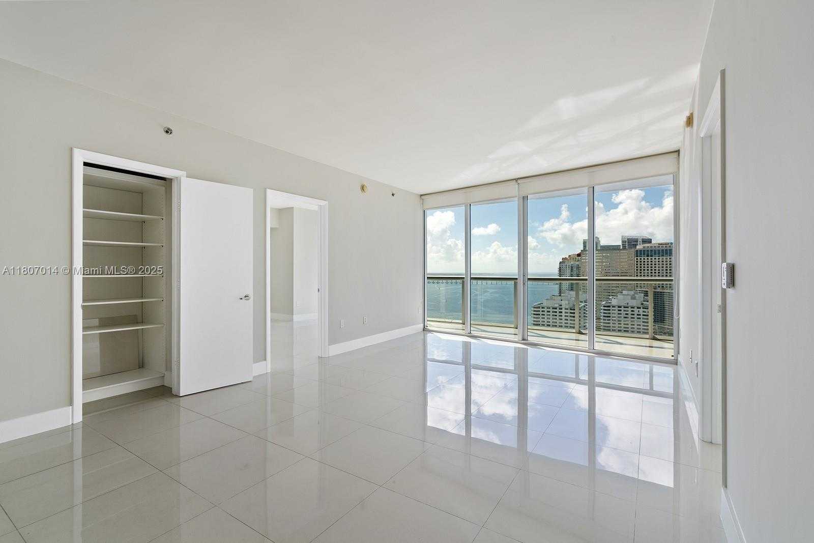 Small Image of 495 BRICKELL AVE #2703, Miami Number 8