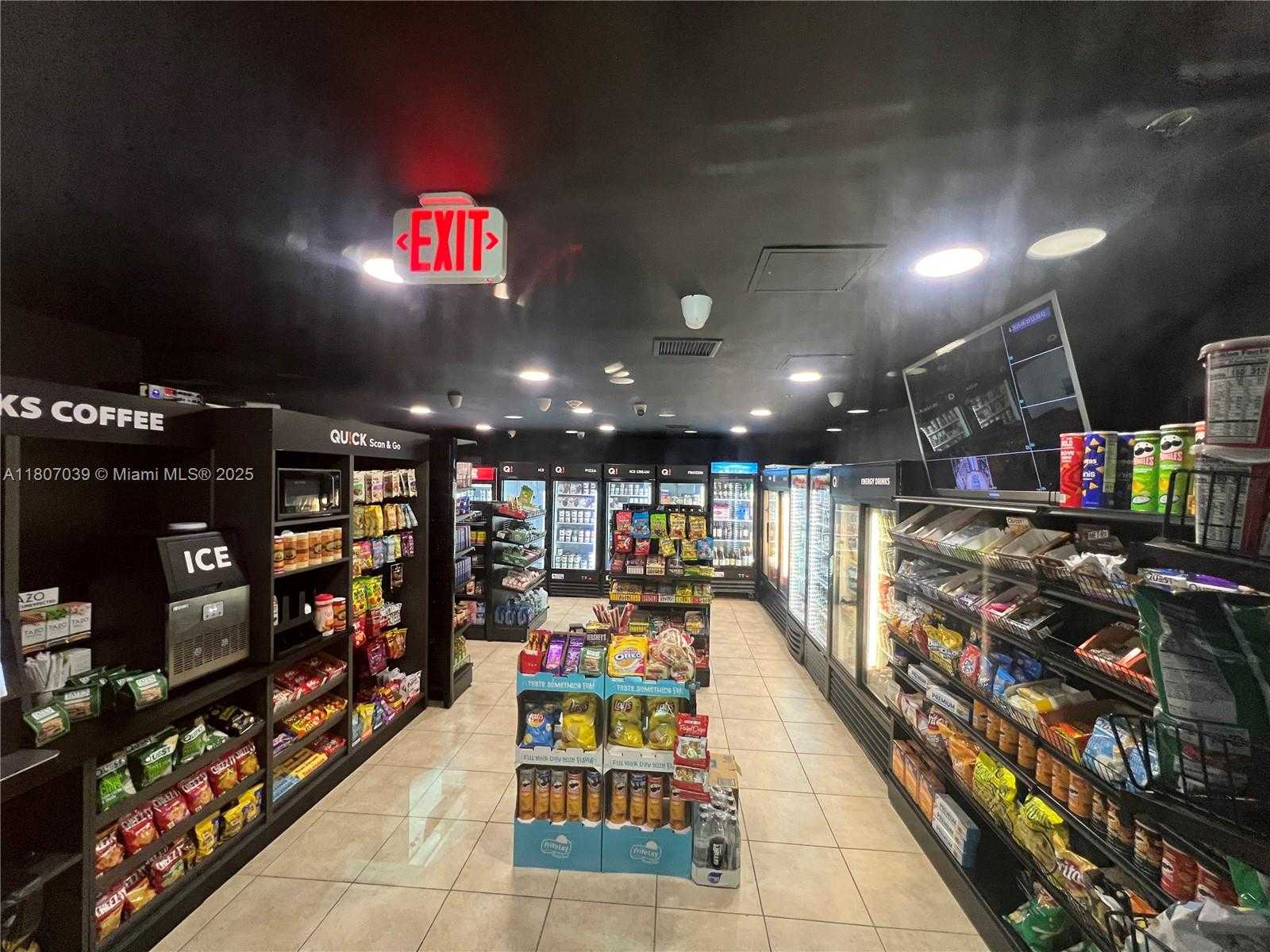 Small Image of 1155 BRICKELL BAY DR #1505, Miami Number 26
