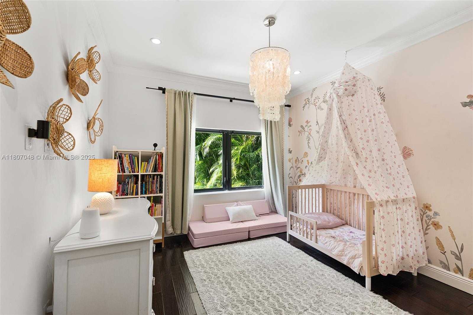 Small Image of 146 NORTH EAST 47TH ST, Miami Number 10