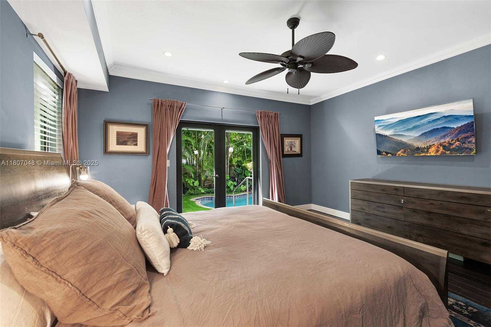Small Image of 146 NORTH EAST 47TH ST, Miami Number 13