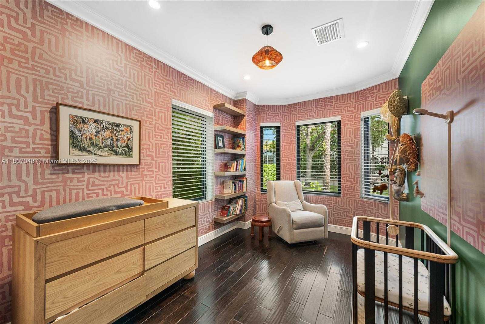 Small Image of 146 NORTH EAST 47TH ST, Miami Number 8