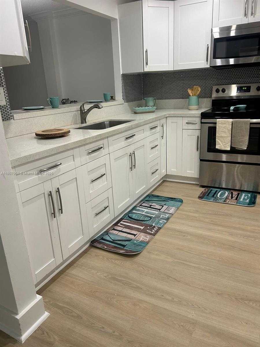 Small Image of 3725 NORTH EAST 169TH ST #400, North Miami Beach Number 14