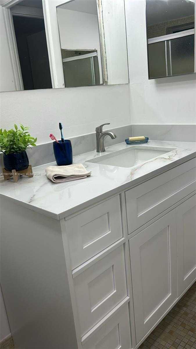 Small Image of 3725 NORTH EAST 169TH ST #400, North Miami Beach Number 19