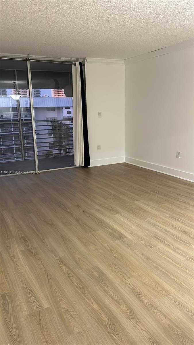 Small Image of 3725 NORTH EAST 169TH ST #400, North Miami Beach Number 20