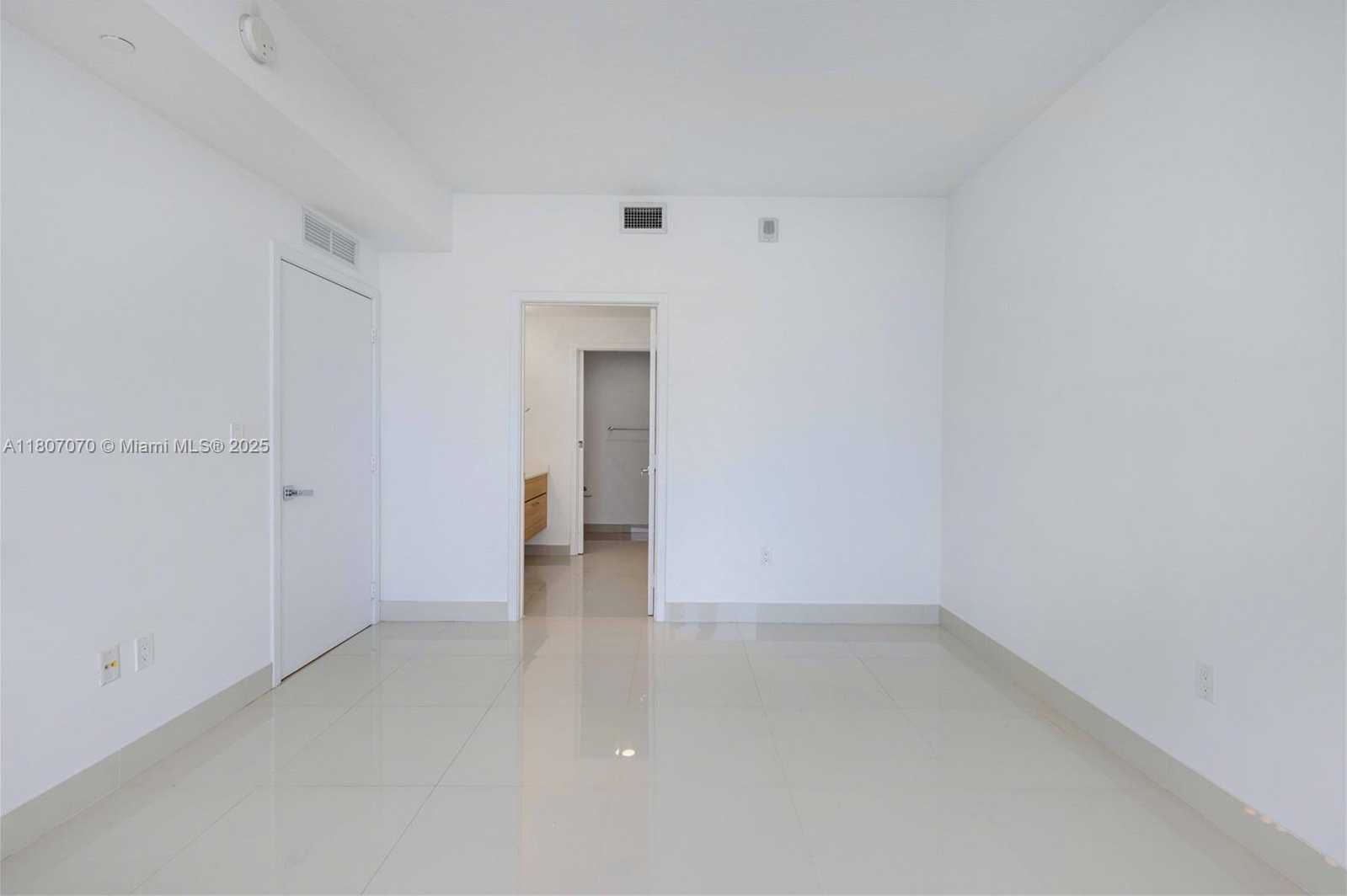 Small Image of 600 NORTH EAST 27TH ST #3102, Miami Number 24
