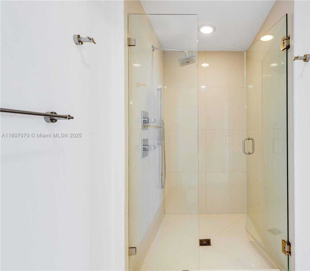 Small Image of 600 NORTH EAST 27TH ST #3102, Miami Number 27