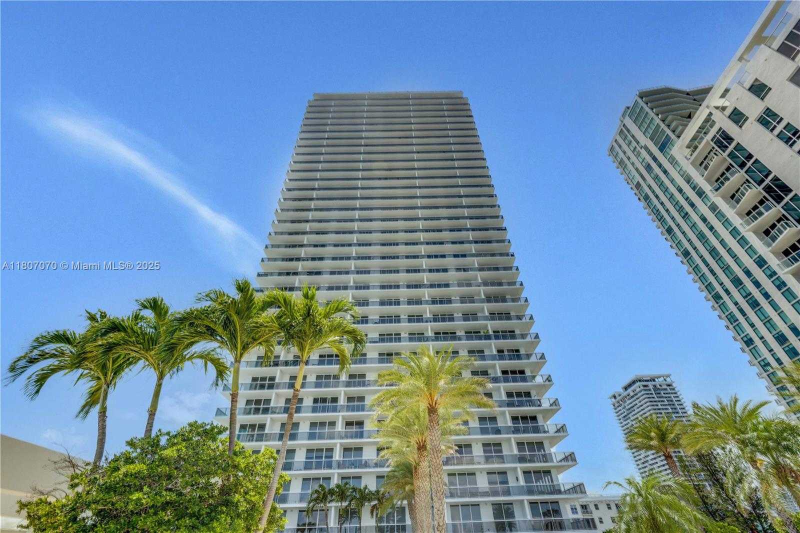 Small Image of 600 NORTH EAST 27TH ST #3102, Miami Number 34