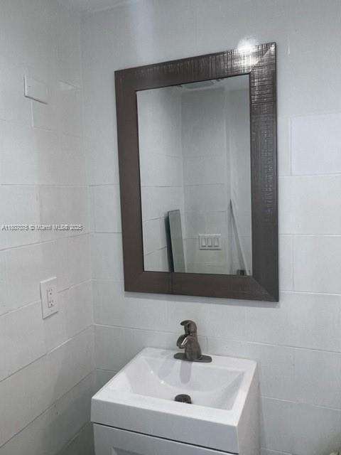Small Image of 1250 WEST AVE #6W, Miami Beach Number 18