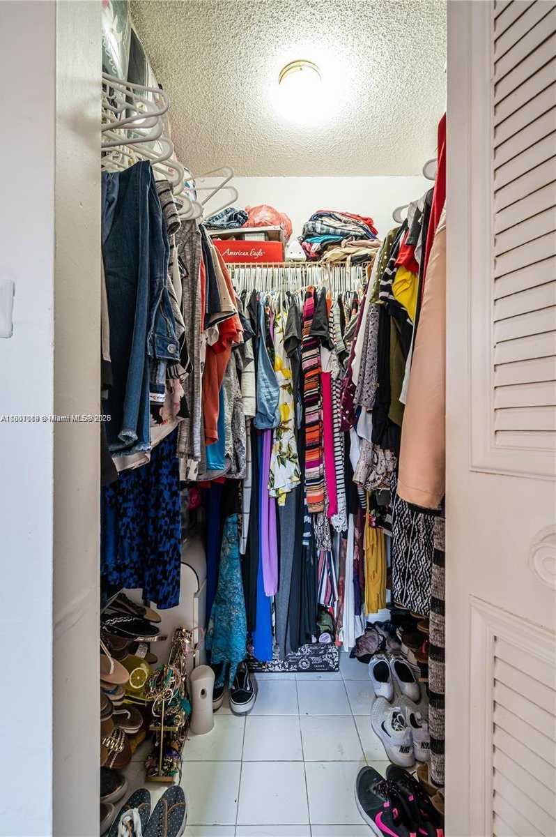 Small Image of 14301 NORTH KENDALL DR #208B, Miami Number 8
