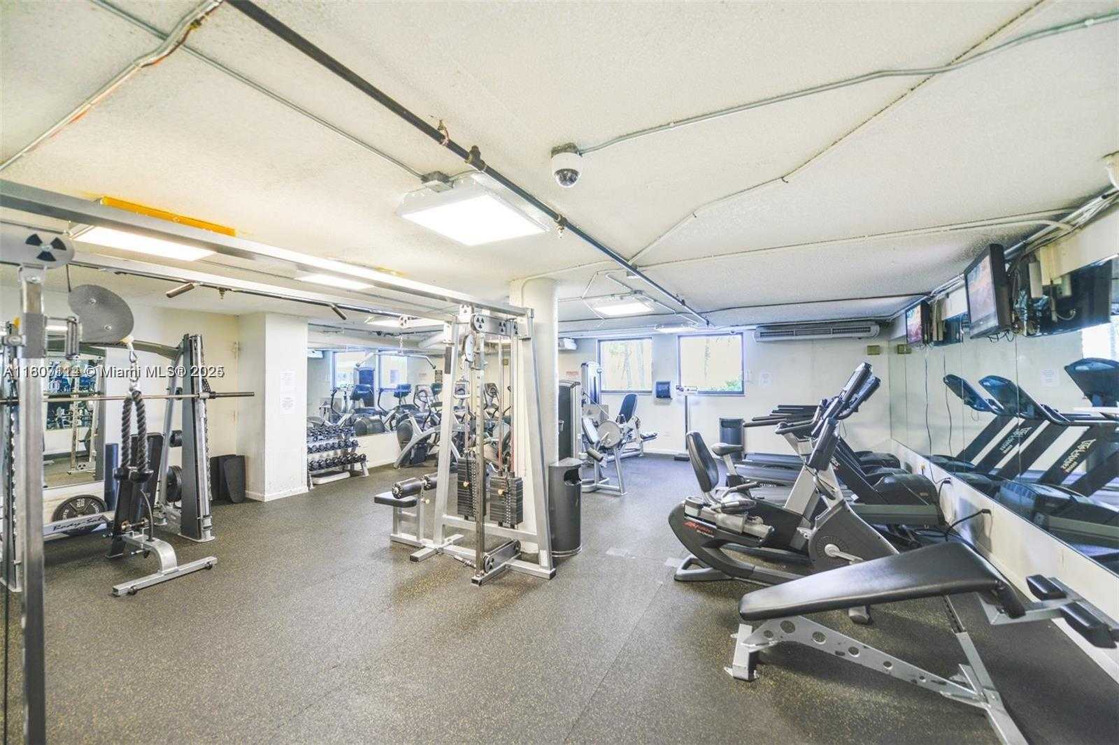Small Image of 825 BRICKELL BAY DR #2050, Miami Number 10