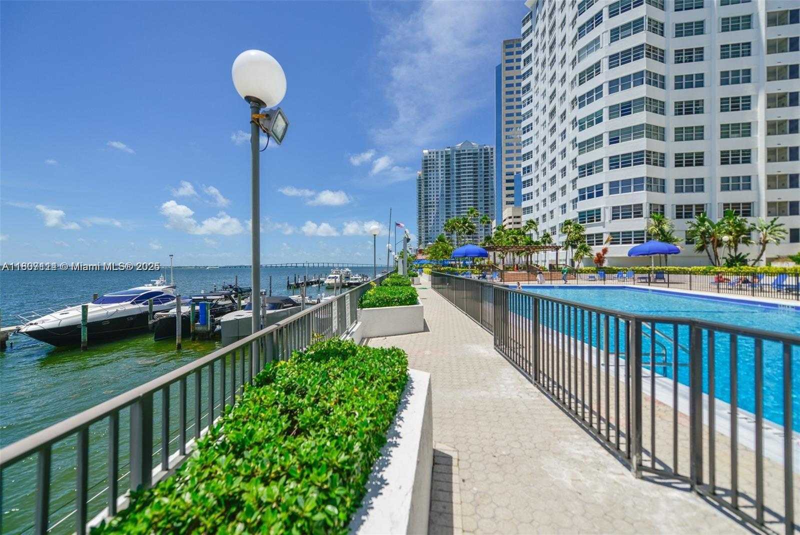 Small Image of 825 BRICKELL BAY DR #2050, Miami Number 15