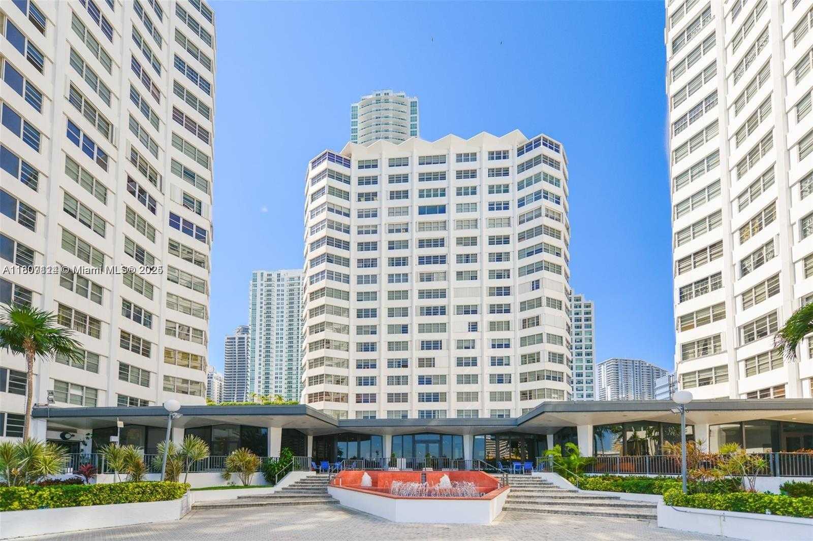 Small Image of 825 BRICKELL BAY DR #2050, Miami Number 20