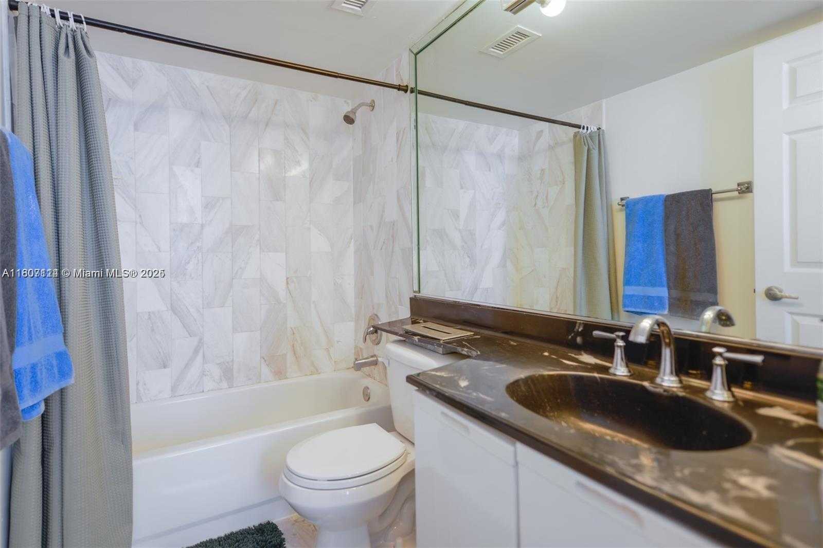 Small Image of 825 BRICKELL BAY DR #2050, Miami Number 5