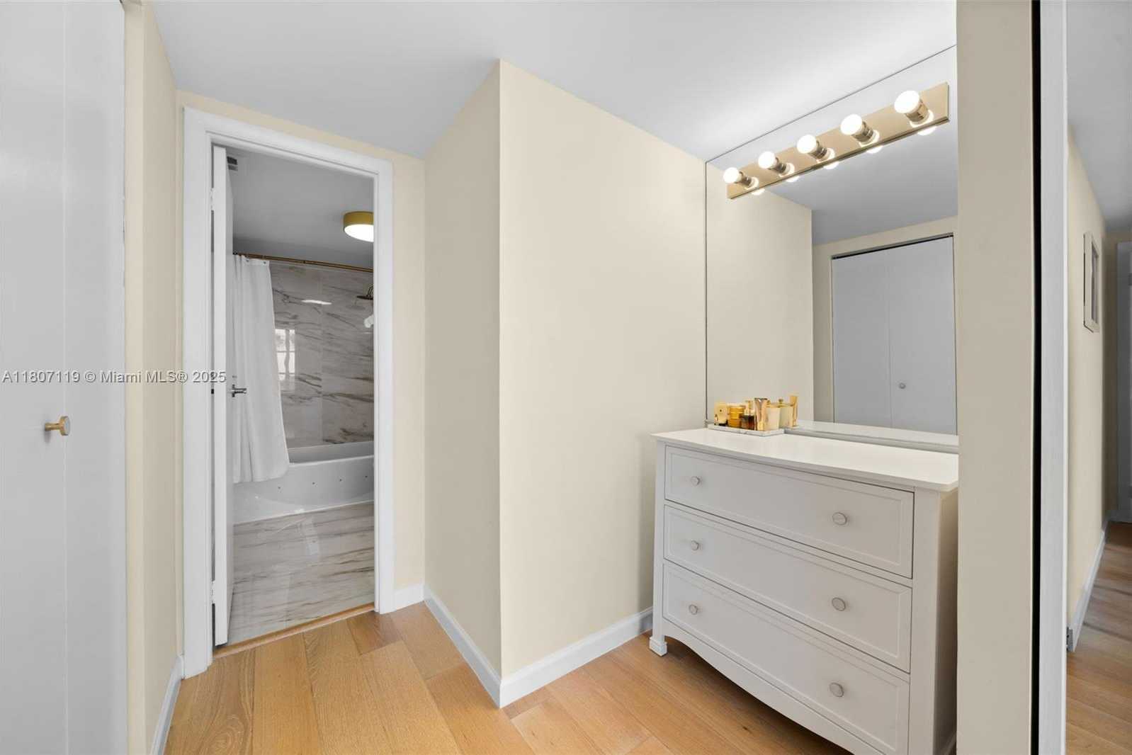 Small Image of 600 THREE ISLANDS BLVD #1403, Hallandale Beach Number 16
