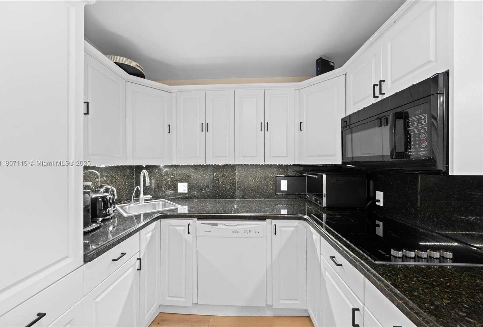 Small Image of 600 THREE ISLANDS BLVD #1403, Hallandale Beach Number 4