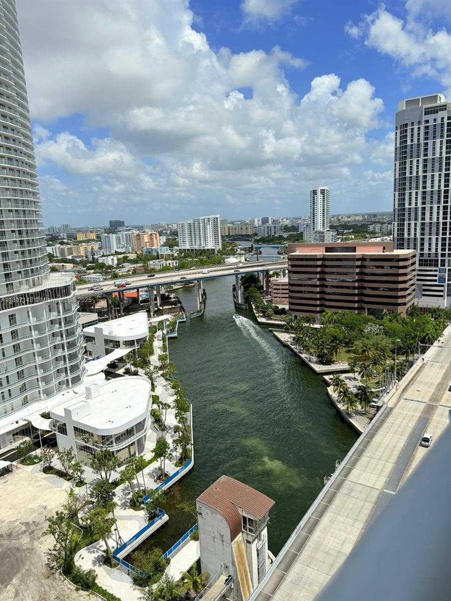 Small Image of 185 SOUTH WEST 7TH ST #2000, Miami Number 15