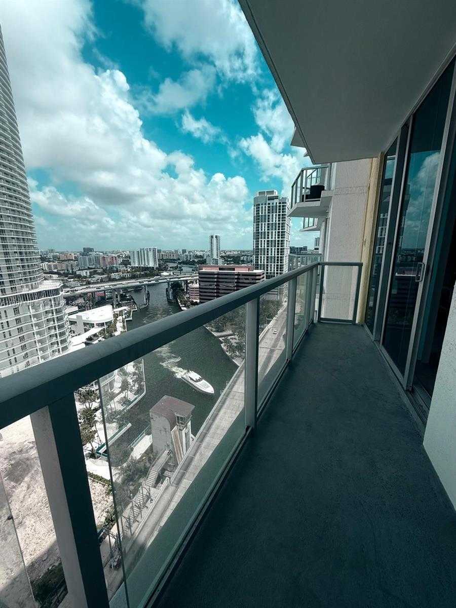 Small Image of 185 SOUTH WEST 7TH ST #2000, Miami Number 17