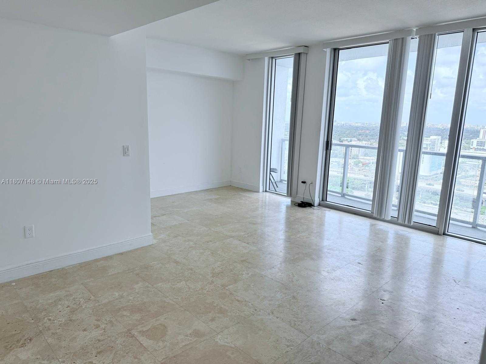 Small Image of 185 SOUTH WEST 7TH ST #2000, Miami Number 2