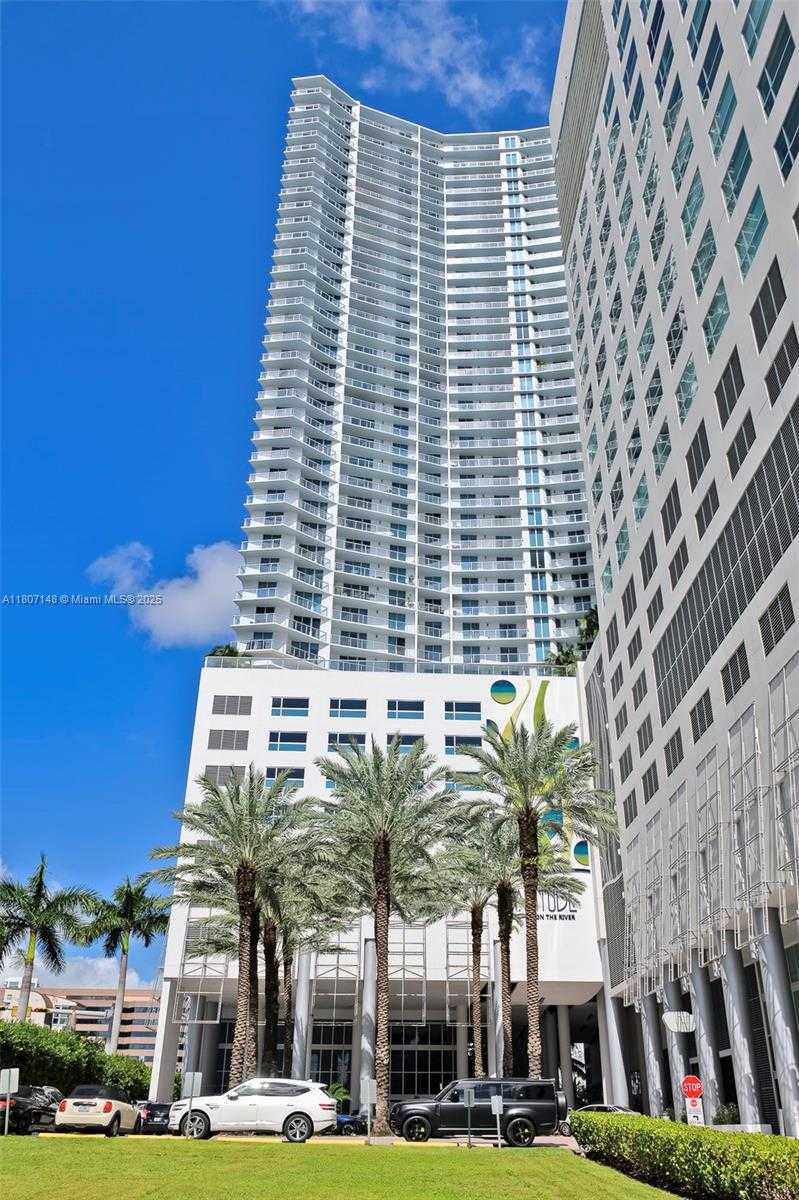 Small Image of 185 SOUTH WEST 7TH ST #2000, Miami Number 20