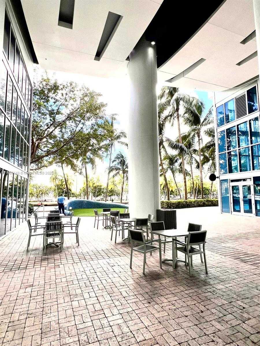Small Image of 185 SOUTH WEST 7TH ST #2000, Miami Number 32