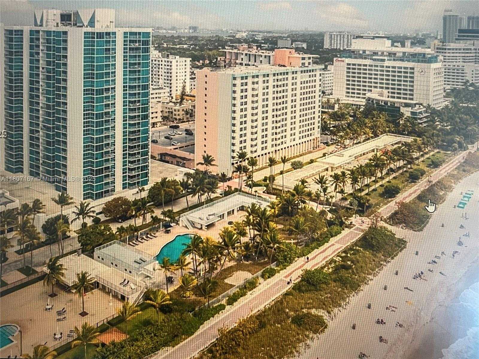Small Image of 2655 COLLINS AVE #1709, Miami Beach Number 2