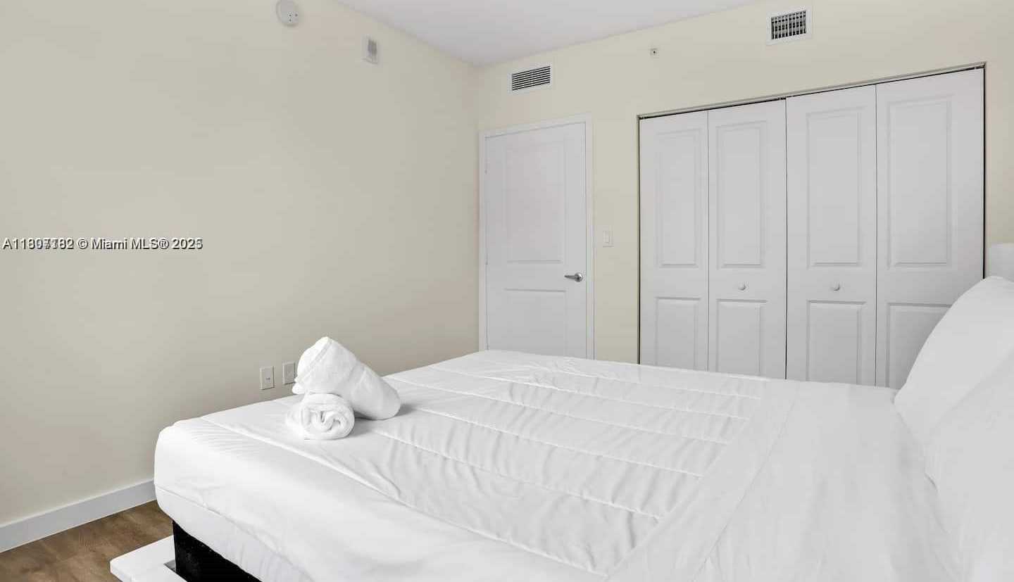 Small Image of 601 NORTH EAST 23RD ST #703, Miami Number 12