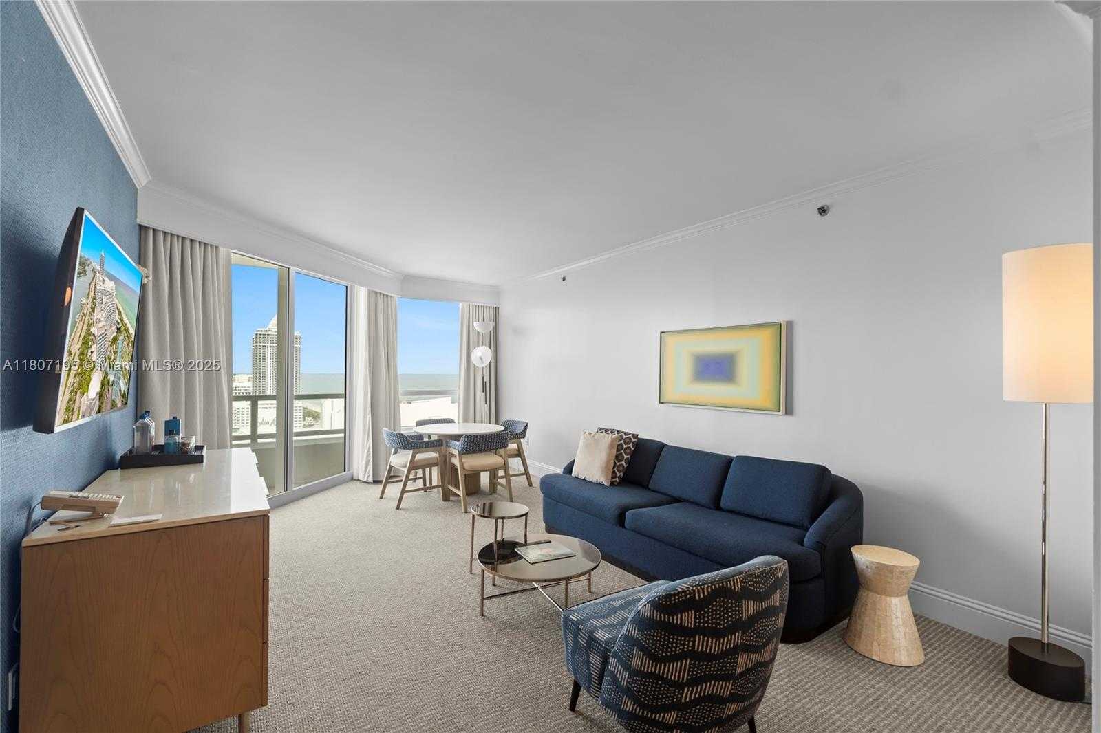 Small Image of 4401 COLLINS AVE #2911, Miami Beach Number 11