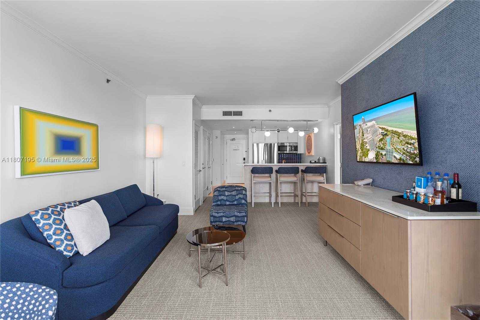 Small Image of 4401 COLLINS AVE #2911, Miami Beach Number 12