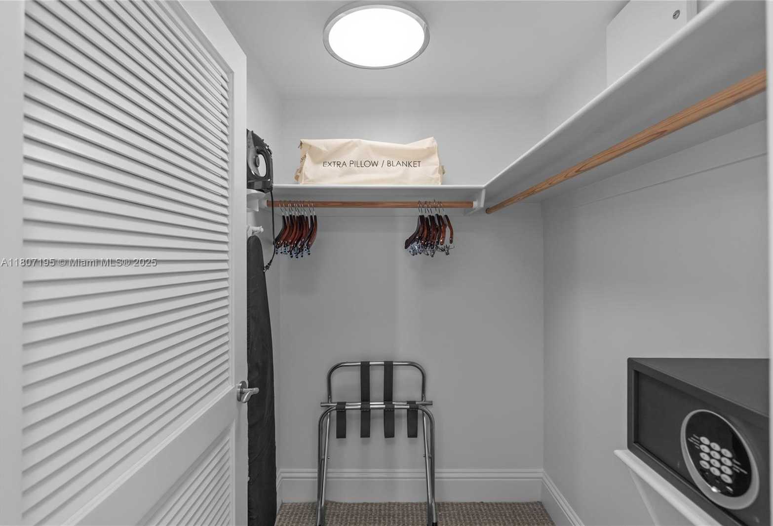 Small Image of 4401 COLLINS AVE #2911, Miami Beach Number 26