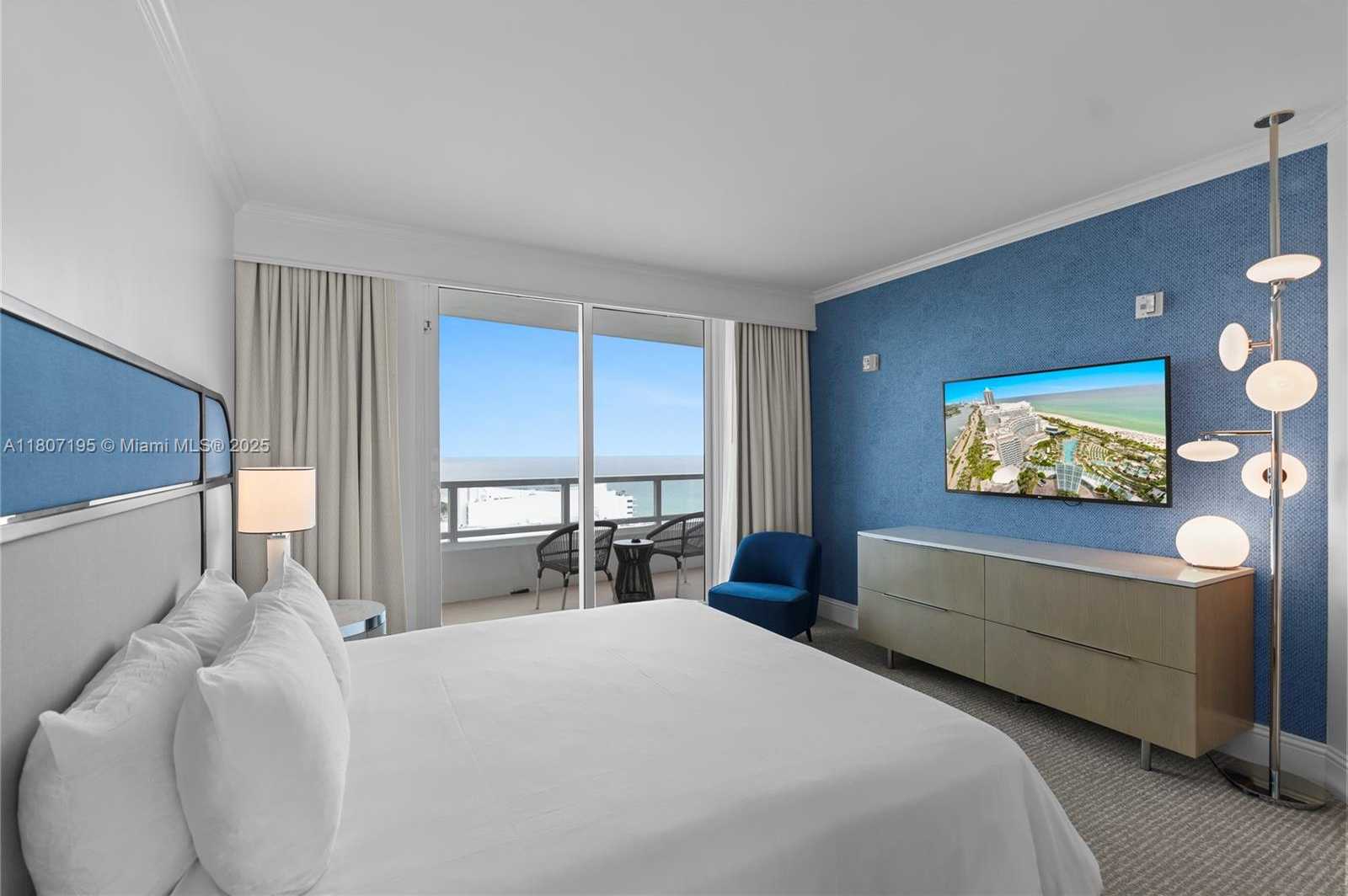 Small Image of 4401 COLLINS AVE #2911, Miami Beach Number 7