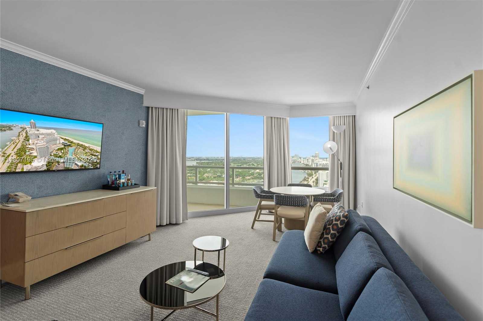 Small Image of 4401 COLLINS AVE #2911, Miami Beach Number 8