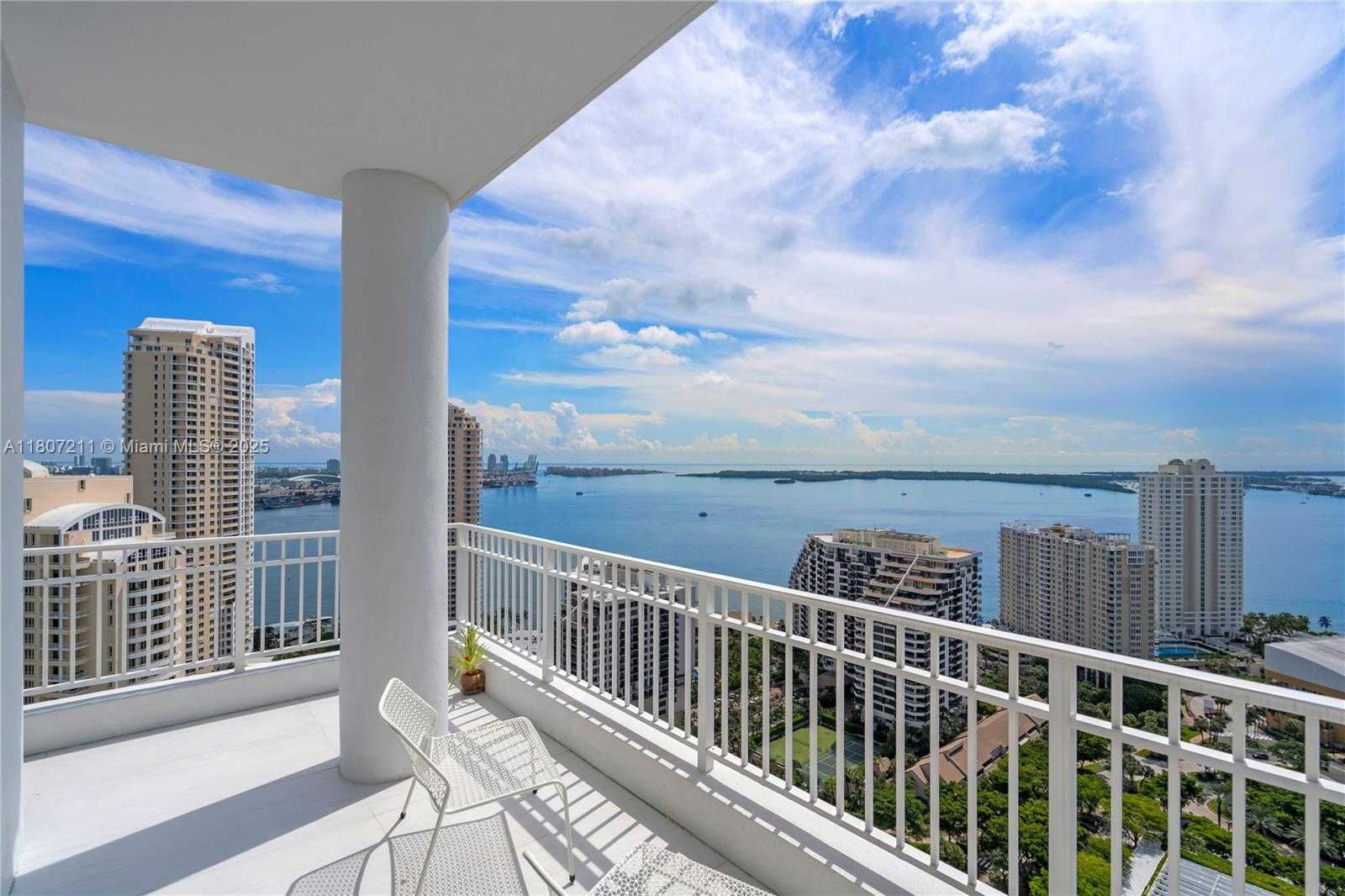 Small Image of 801 BRICKELL KEY BLVD #PH 3311, Miami Number 11
