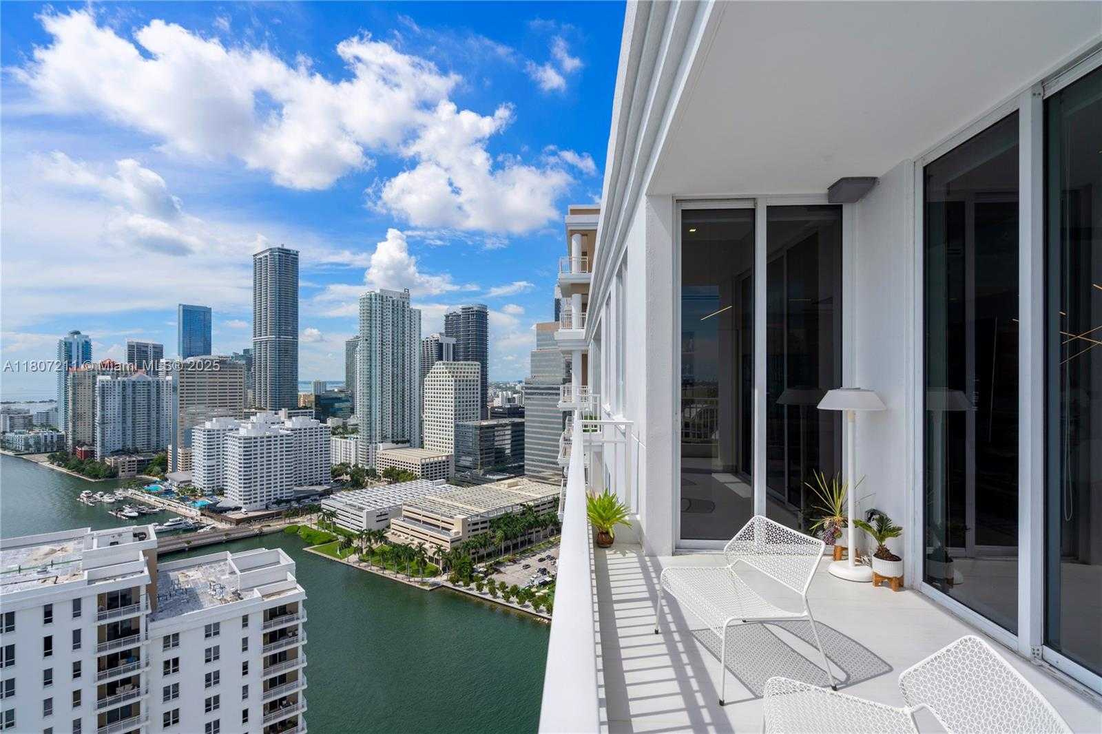 Small Image of 801 BRICKELL KEY BLVD #PH 3311, Miami Number 14