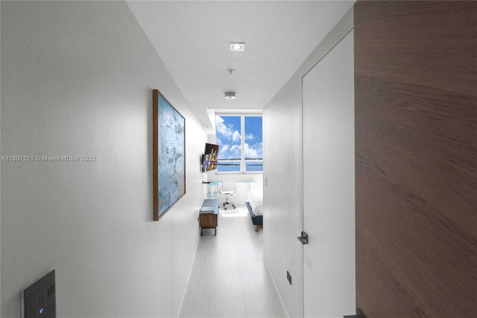 Small Image of 801 BRICKELL KEY BLVD #PH 3311, Miami Number 16