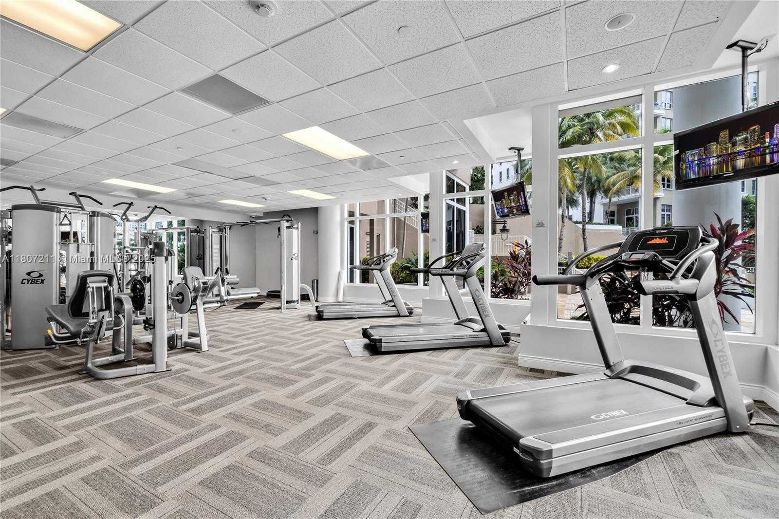 Small Image of 801 BRICKELL KEY BLVD #PH 3311, Miami Number 32