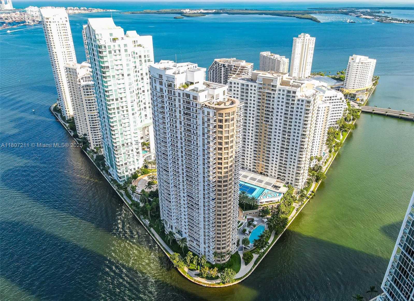Small Image of 801 BRICKELL KEY BLVD #PH 3311, Miami Number 37