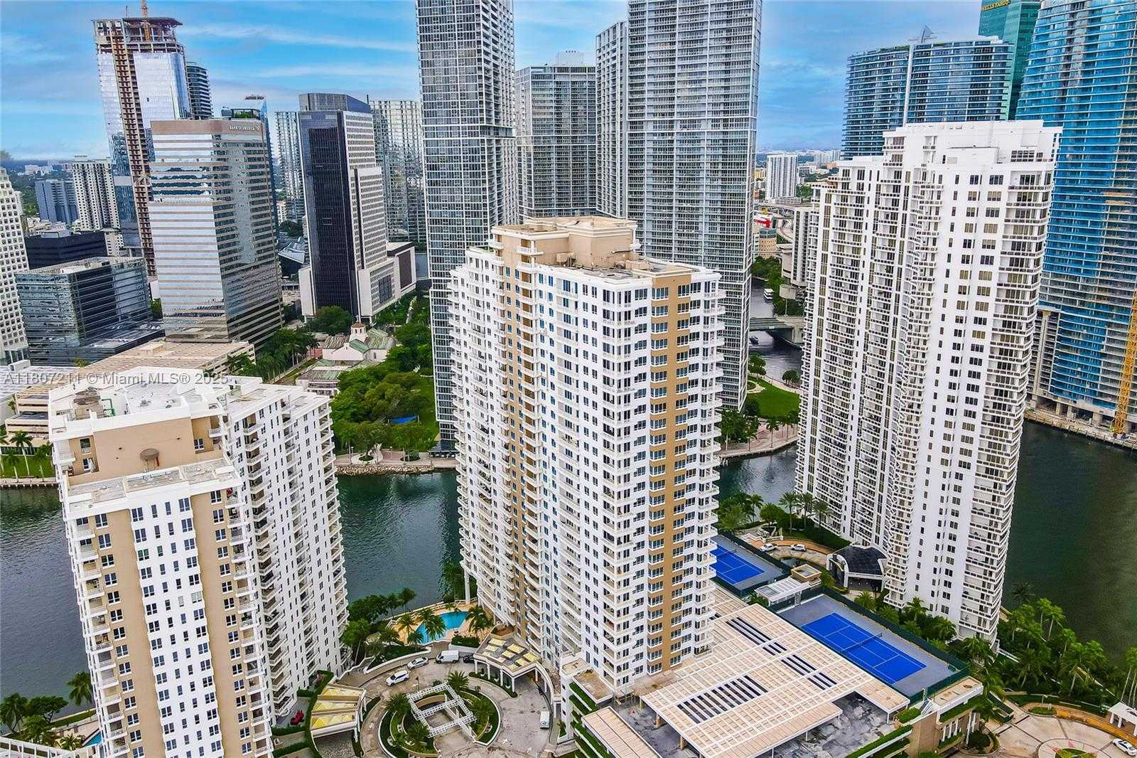 Small Image of 801 BRICKELL KEY BLVD #PH 3311, Miami Number 40