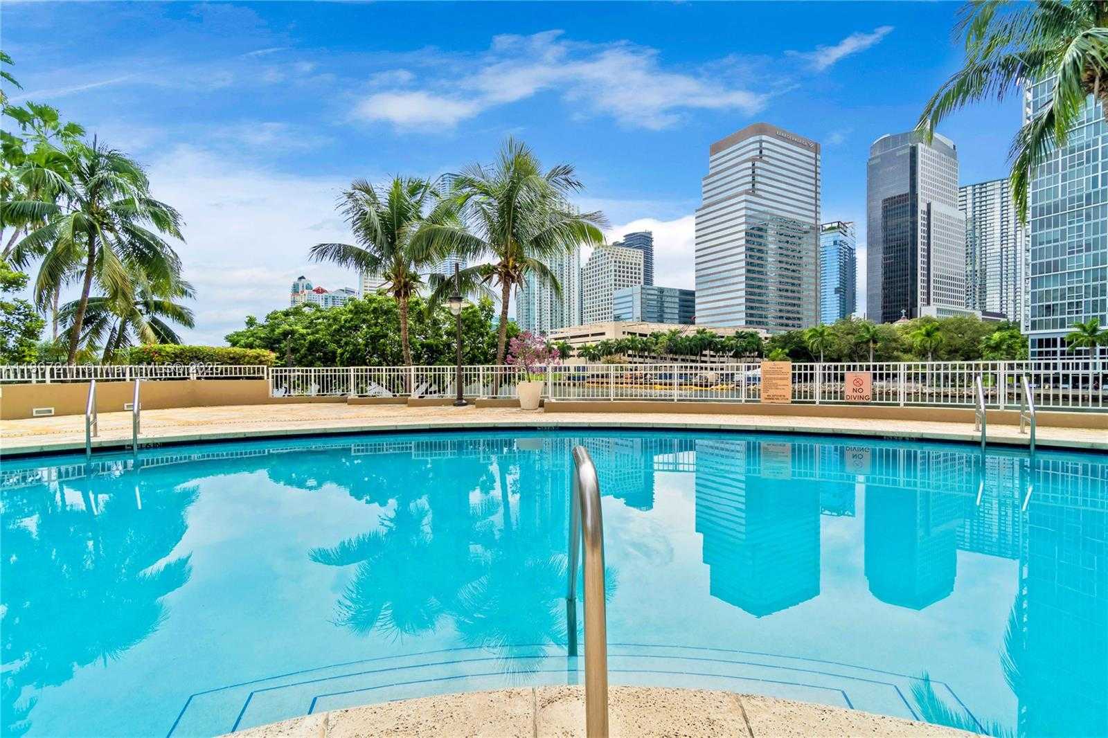 Small Image of 801 BRICKELL KEY BLVD #PH 3311, Miami Number 49