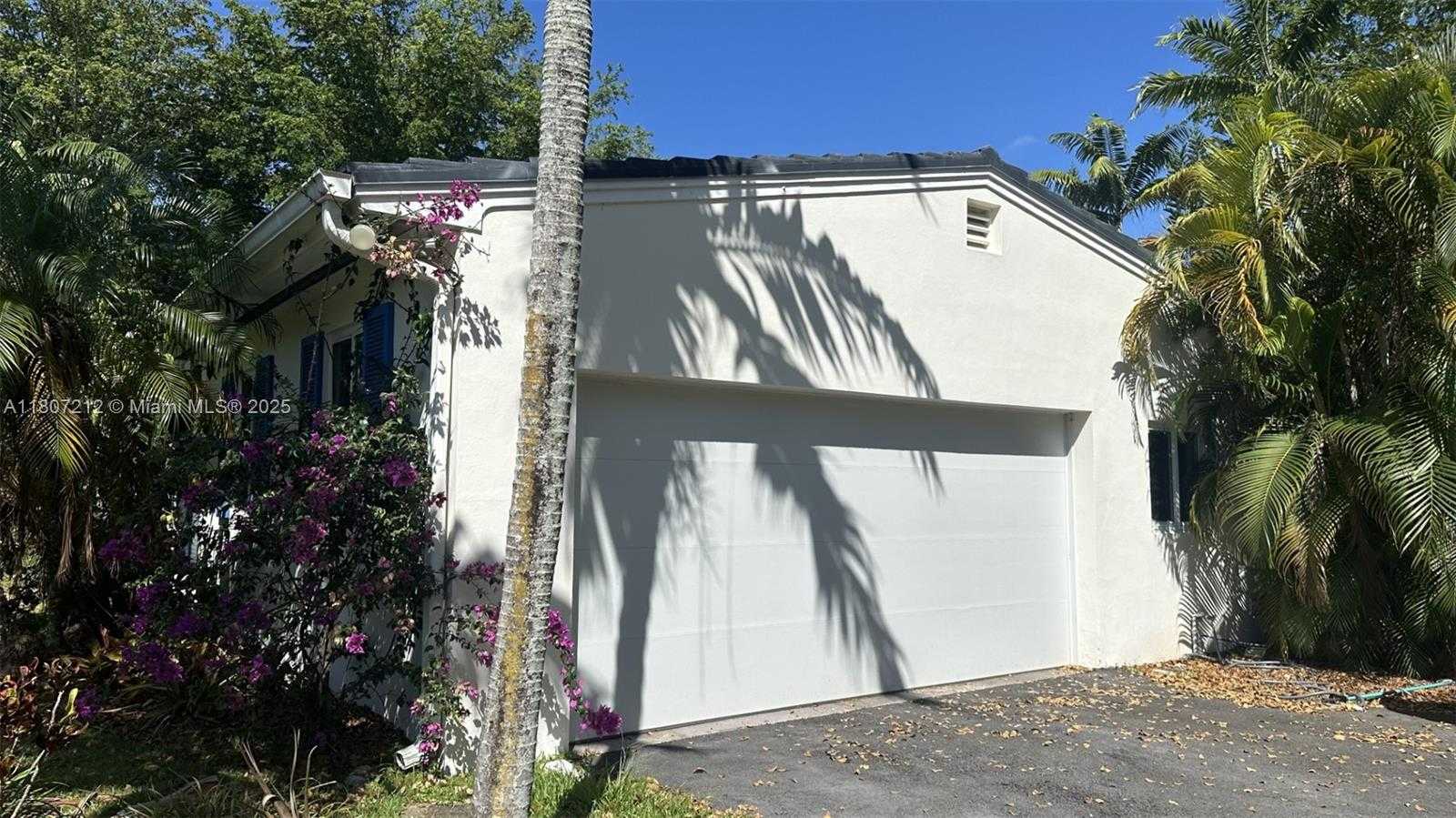 Small Image of 12929 SOUTH WEST 60TH AVE, Pinecrest Number 28
