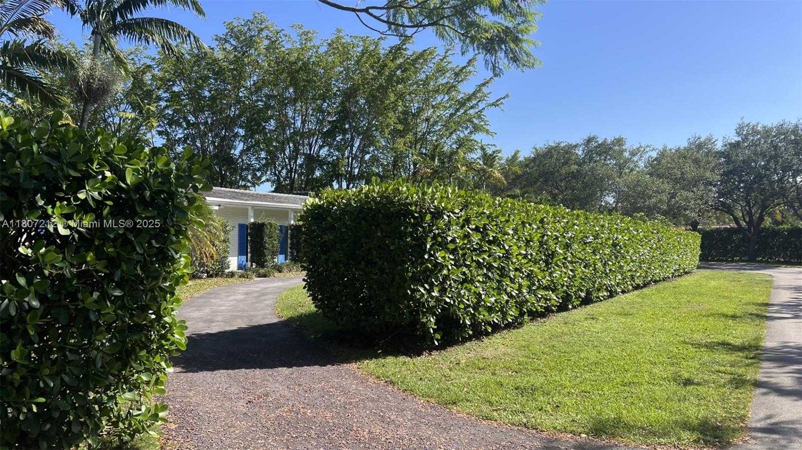 Small Image of 12929 SOUTH WEST 60TH AVE, Pinecrest Number 30